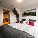 Ahornallee - Erzgebirge