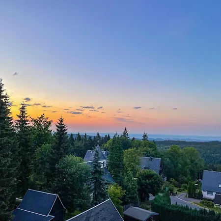 Ahornallee - Erzgebirge